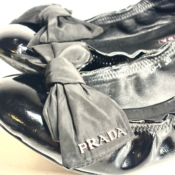 Luxury Designer Prada Patent Leather Ballet Flats with Bow Accent Size 7.5-8 - Picture 7 of 12